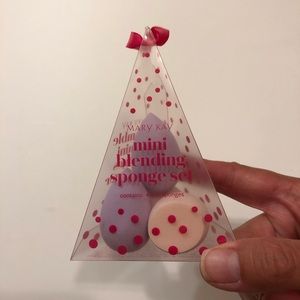 ✨ New Mary Kay Mini Blending Sponge Set